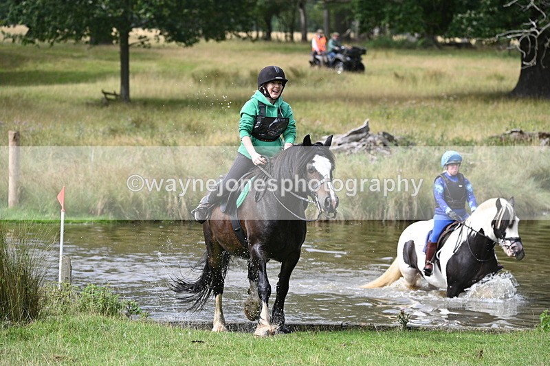WJ7_1811 - Time at Water 10:48 to 11:13