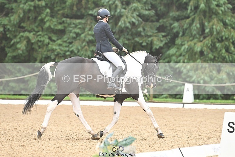 240811-111721-05137 - 189-Emma.Jenkinson-Fleur.C