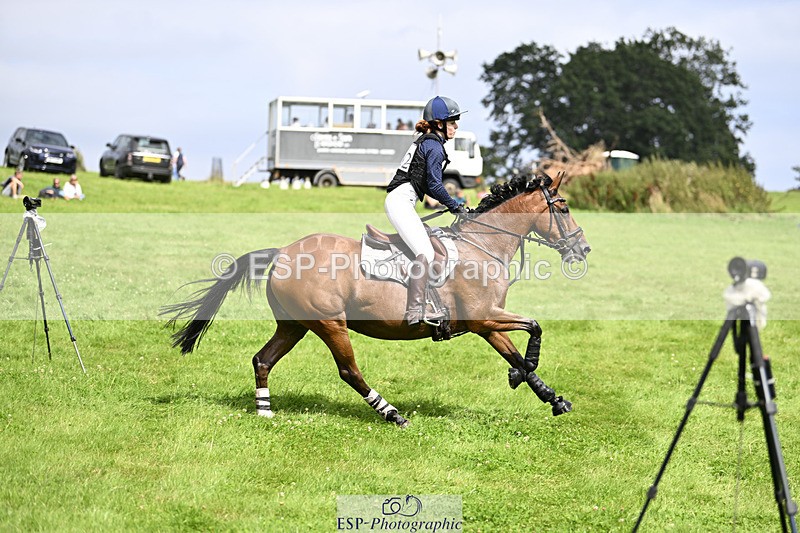 240804-153550-18327 - 652-Tessa_Arthur-FIDGET