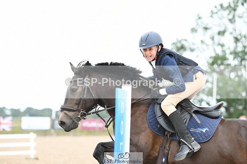 250807-143543-01634 - Jump Off and Presentations