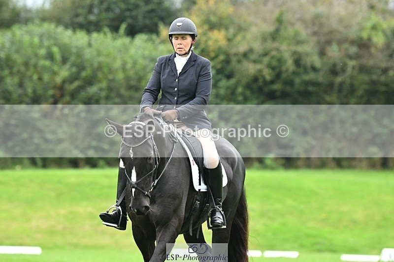 241024-144017-04571 - 418-Georgina.Marks-IM.ON.FIRE