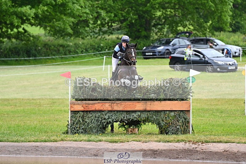 250524A-120758-10090 - B-314-Katey.Cuthbertson-INCOGNITO.IV