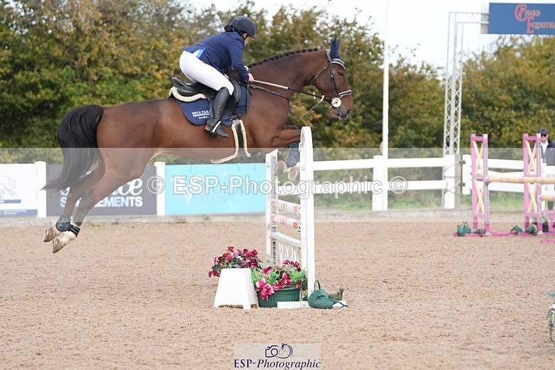 251005-100537-02458 - Cls 22 British Novice and 90cm