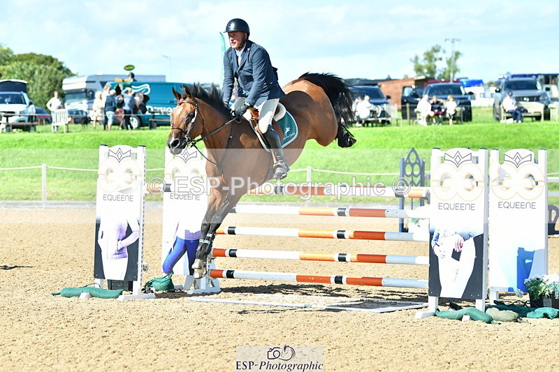 230811A-161558-06137 - Cls 24 Nat 1.30m Open