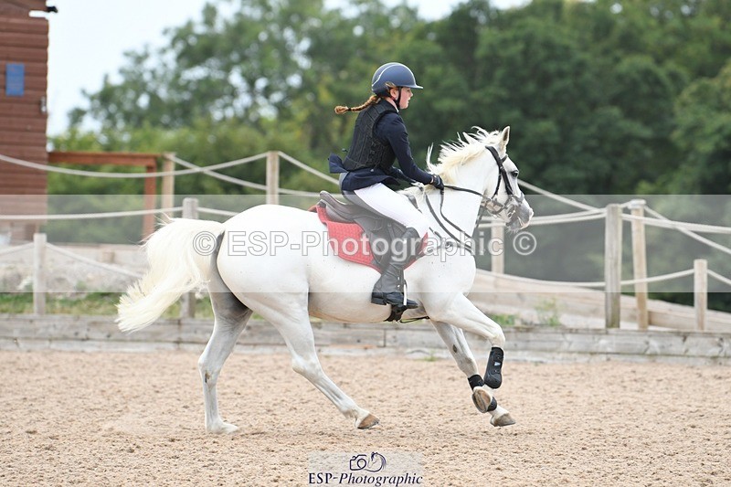 250807-104727-00339 - 80cm Round 1