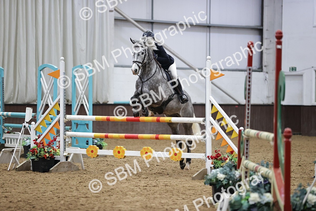 SBM_000922 - Class 3 - Nupafeed Supplements Senior Discovery/ 1m Open