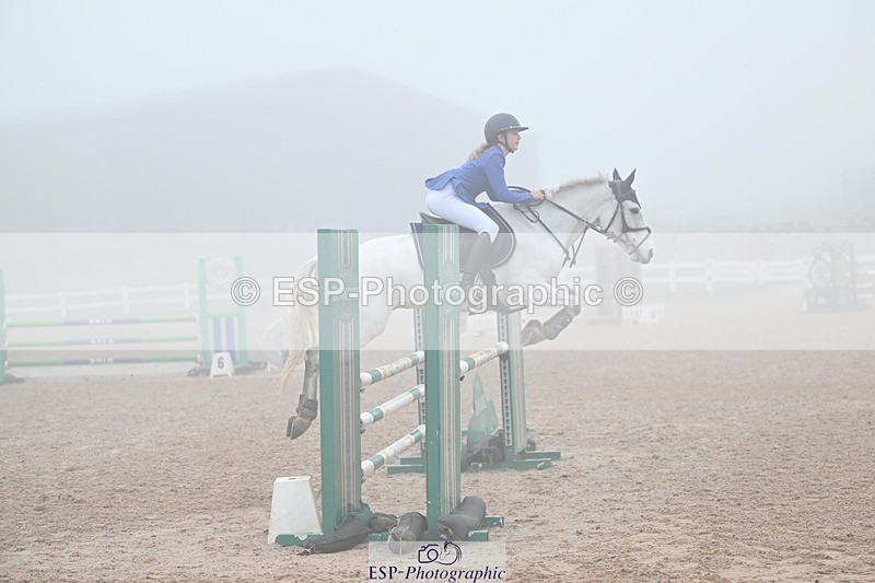 251115-113625-00239 - Cls 9 Pony Newcomers and 1m Open