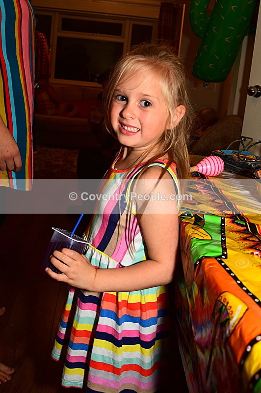 LEE-091 - Lee's 30th
