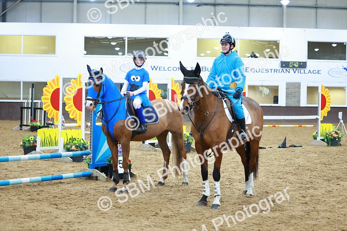 SBM_003254 - Class 4 - Pairs