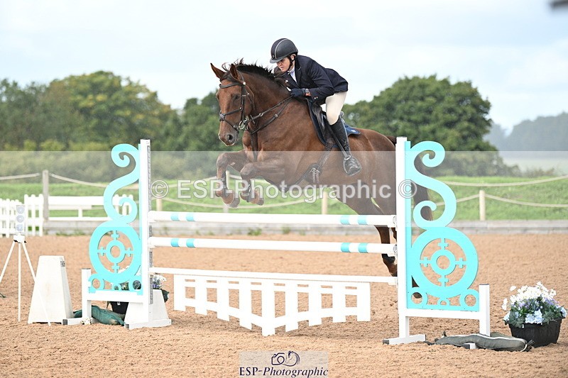 240912A-110907-00501 - Cls 2 Snr Newcomers