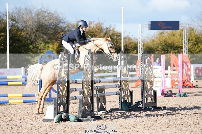 251025-133051-00538 - Cls 10 Pony Newcomers and 1m