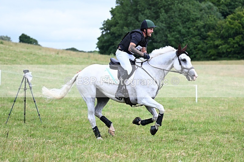 240630X-160713-10497 - 510-Gareth_Eva-BALLINACOURTY_BOY_TWO