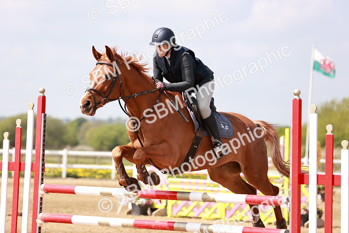  - Class 24 - Senior Newcomers - 1.10m