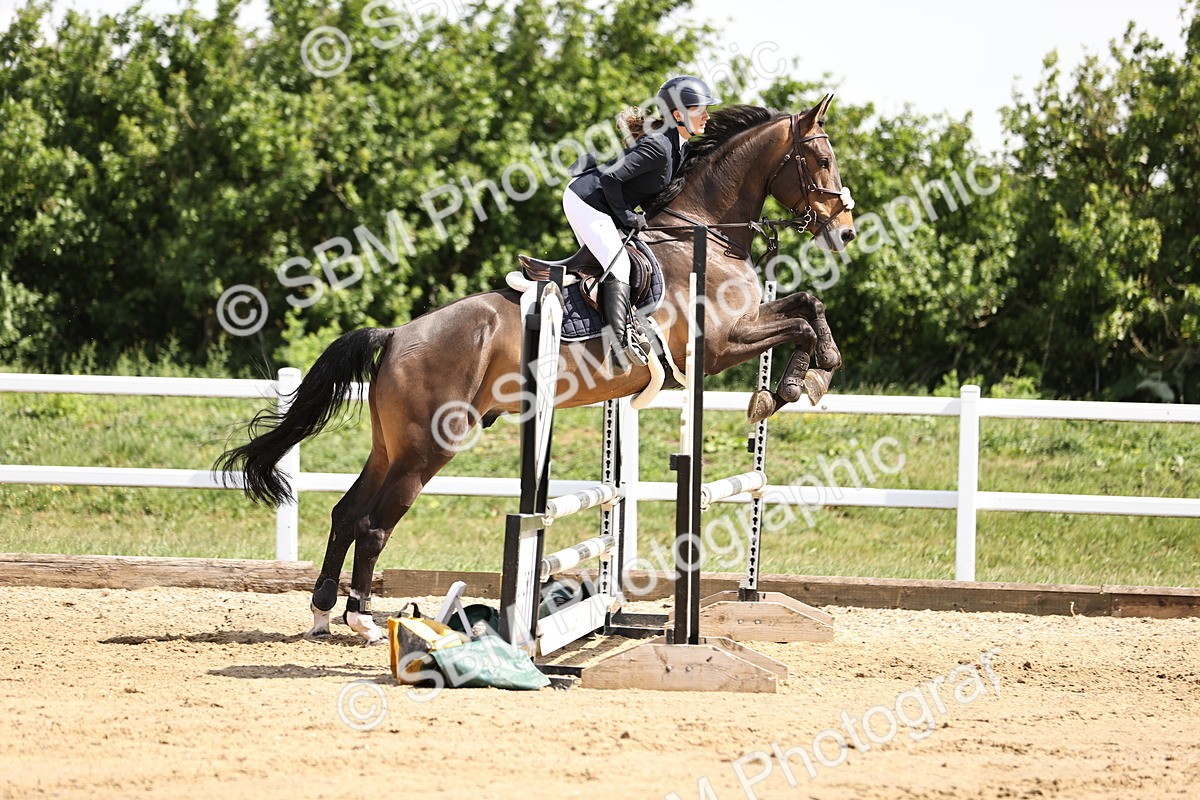 SBM_002197 - Class 9 - Senior British Novice - 90cm