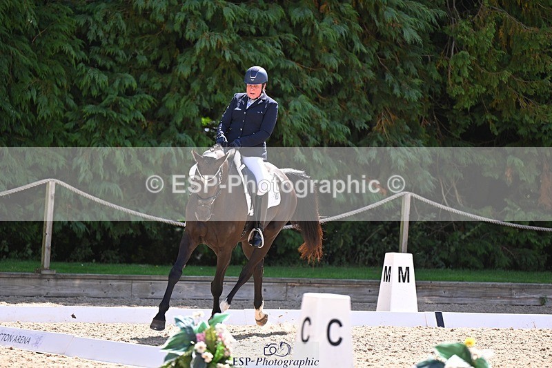 240809-114414-00563 - 191-Carole.Malyon-Diamonds.are.Forever