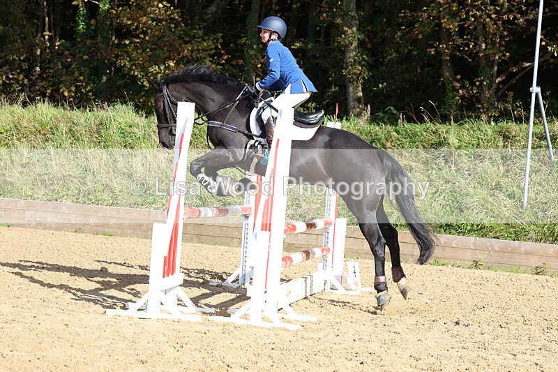 3E7A5561 - Class 10: 90cm open