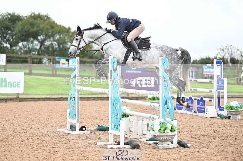 251003-134052-01184 - Cls 3 Foxhunter and 1.20m