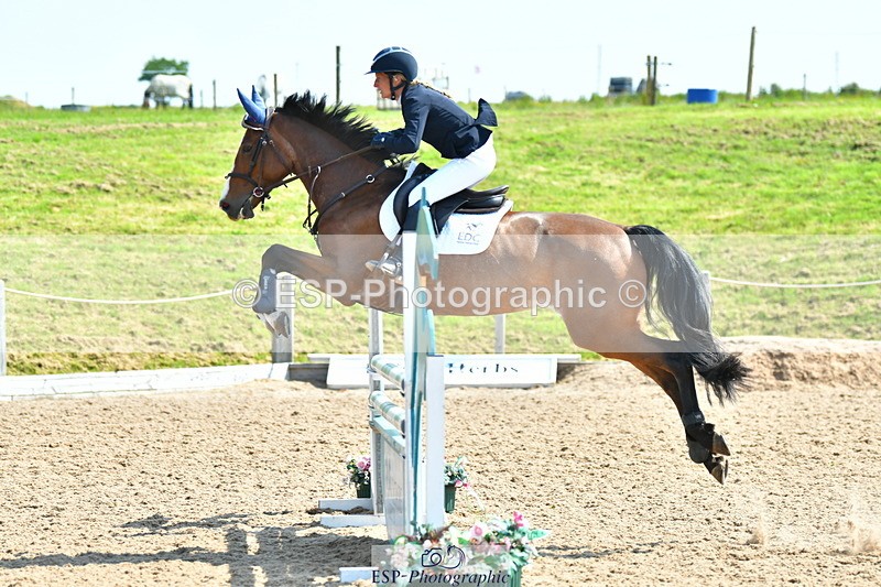 230609A-102727-00106 - Cls 1 Snr 1.05m & 1.10m Open