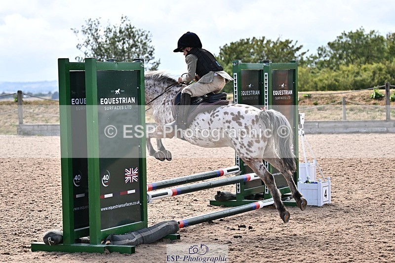 260804-154424-00155 - Clear Round