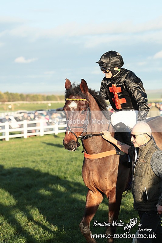 PtP 301125  0886 - Hursley Hambledon Point-to-Point Larkhill Racecourse 30/11/2025