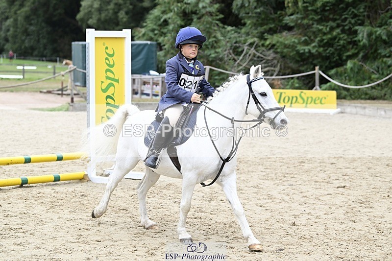 250820A-125842-06805 - Round 1, Start to 1.30pm Break