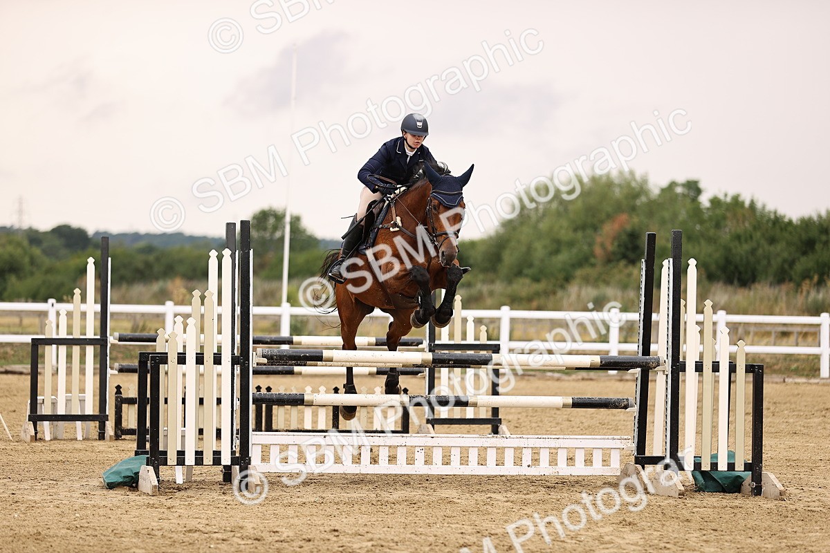 SBM_026347 - Class 12 - Amateur Championship Qualifier 1.05m