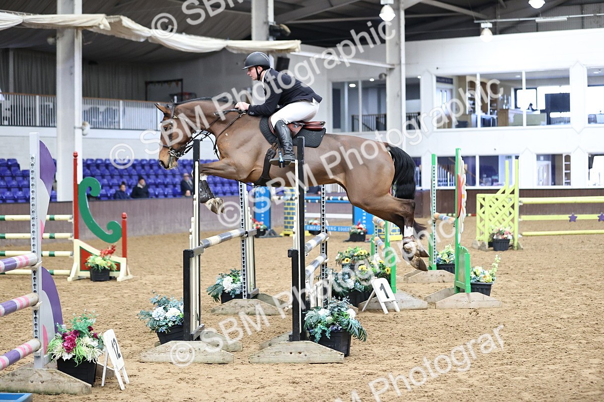 SBM_005903 - Class 16 - Senior Newcomers - 1.10m Open