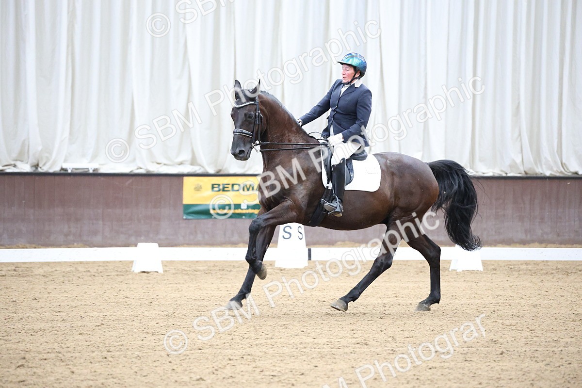 SBM_003919 - Class 8 - Advanced Medium 6 Silver