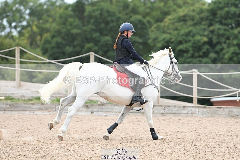 250807-104728-00340 - 80cm Round 1