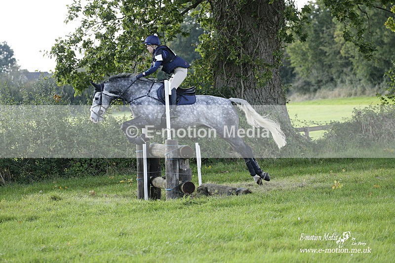  WWHT 171021 3542 - Intermediate Pairs (0.90m)  17/10/21