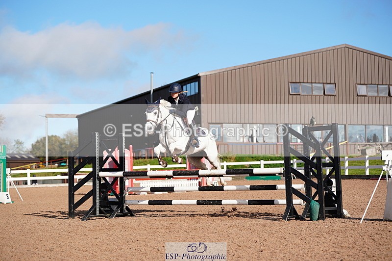 241027A-112454-02410 - SUN Cls 5 Pony Discovery and 90cm Open
