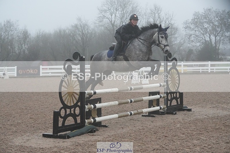 251207-101204-01636 - Cls 16 Blue Chip Winter Qualifier and 90cm