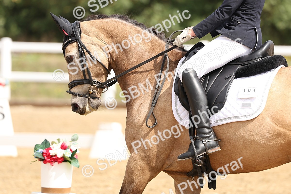 SBM_005807 - Class 6 - Novice 6 - 10.26-11.29