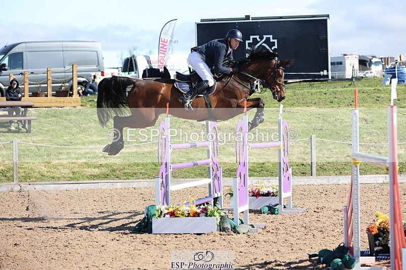 240419A-101424-05925 - Cls 2, 2 Star Small Tour 1.30m