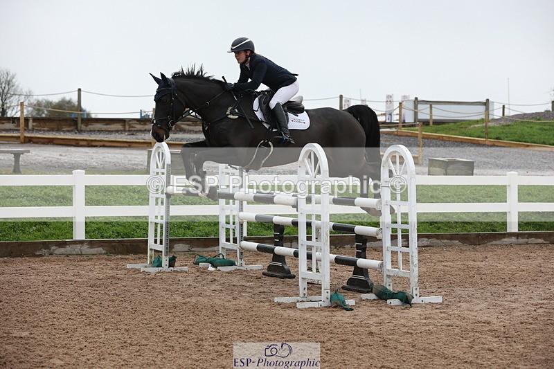 231112A-132237-04426 - Cls 20 Newcomers & 1.10m Open