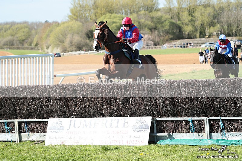 PtP 060426 424 - Paxford Races North Cotswold Easter Mon 06/04/26
