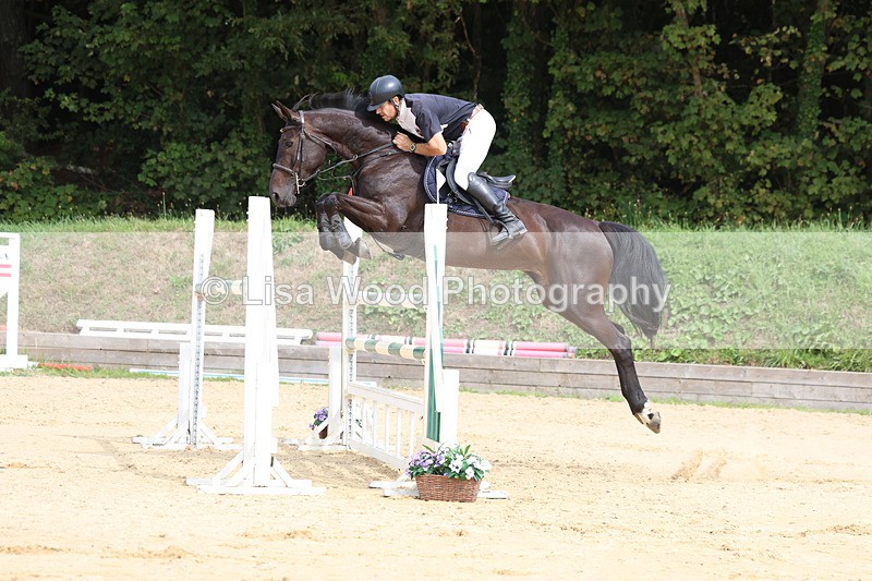 3E7A4540 - Class 9: Senior 1.30m open