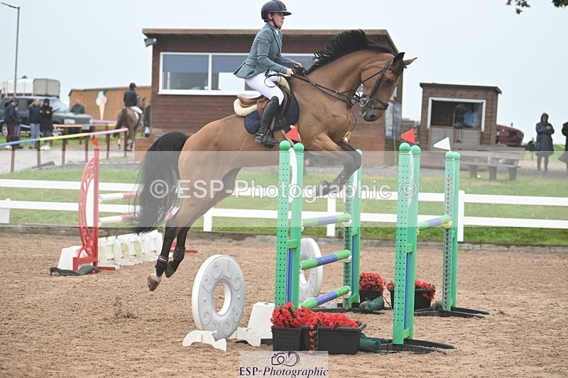 240720A-115013-14595 - Cls 11, 1 Star Bronze Tour 1.15m