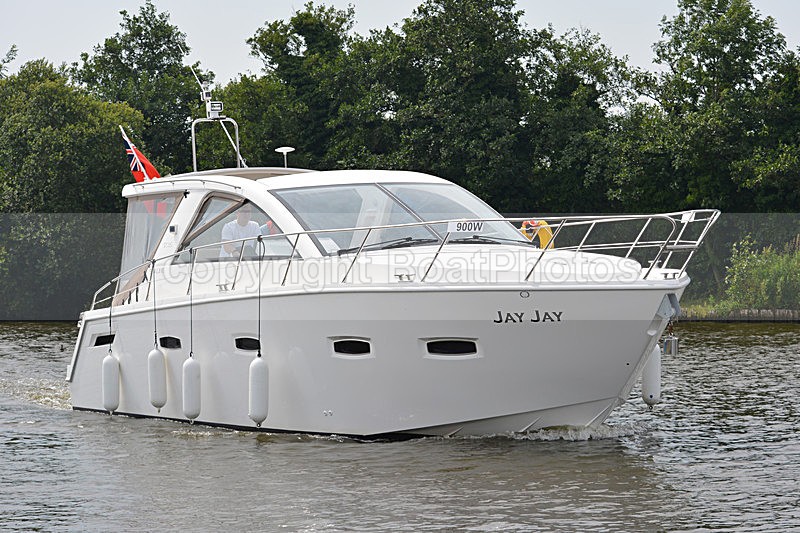 140718 JAY JAY 900W  DSC_0238 - Motorboats - Hardtop