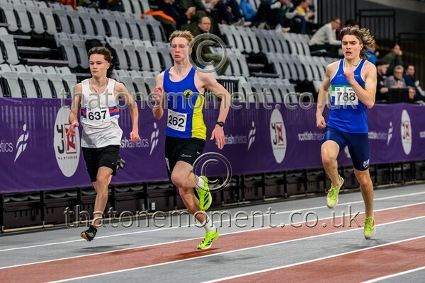 SenInd26-916988 - Track Male Set One