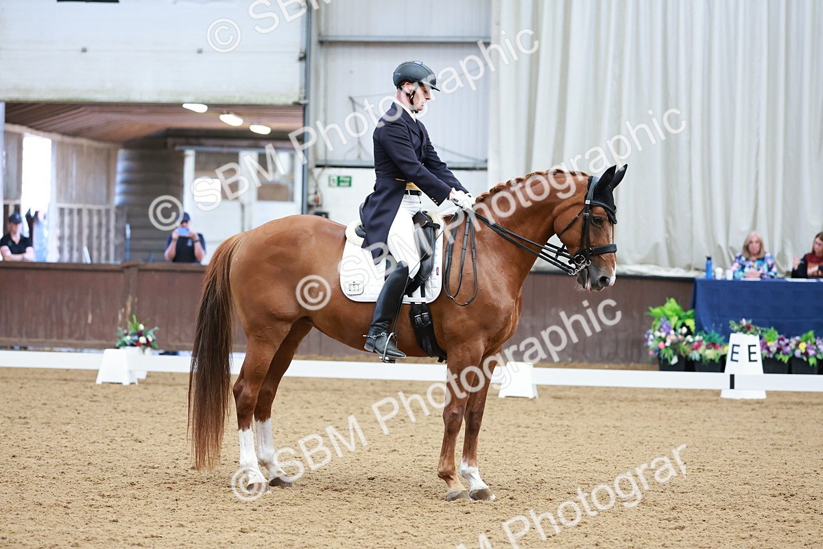 SBM_015700 - Class 5 - FEI INT II - 15.48-17.00