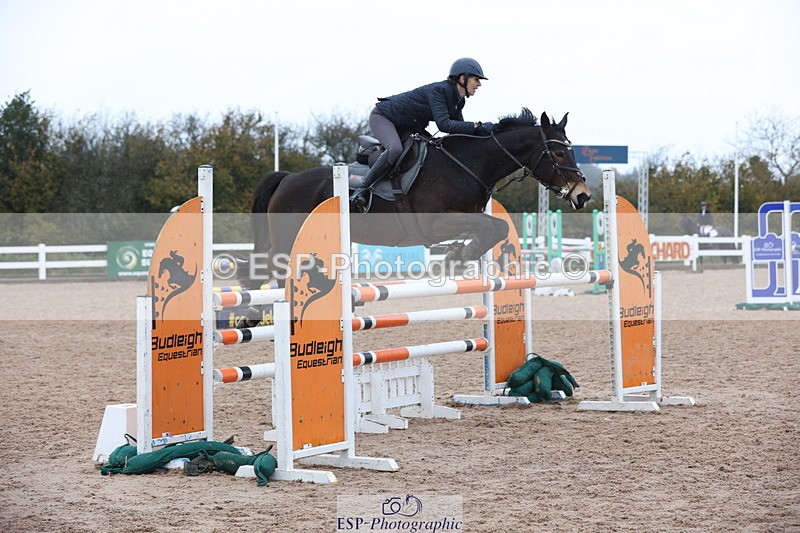 231112A-125201-04234 - Cls 19 Snr 1.05m Open