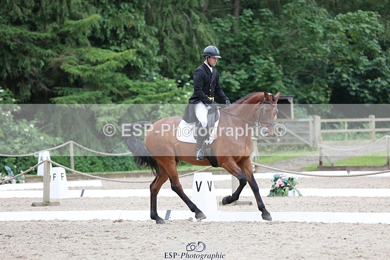 240523-173211-06159 - 324-COOMBELAND_SEMILLY-Rupert_Batting