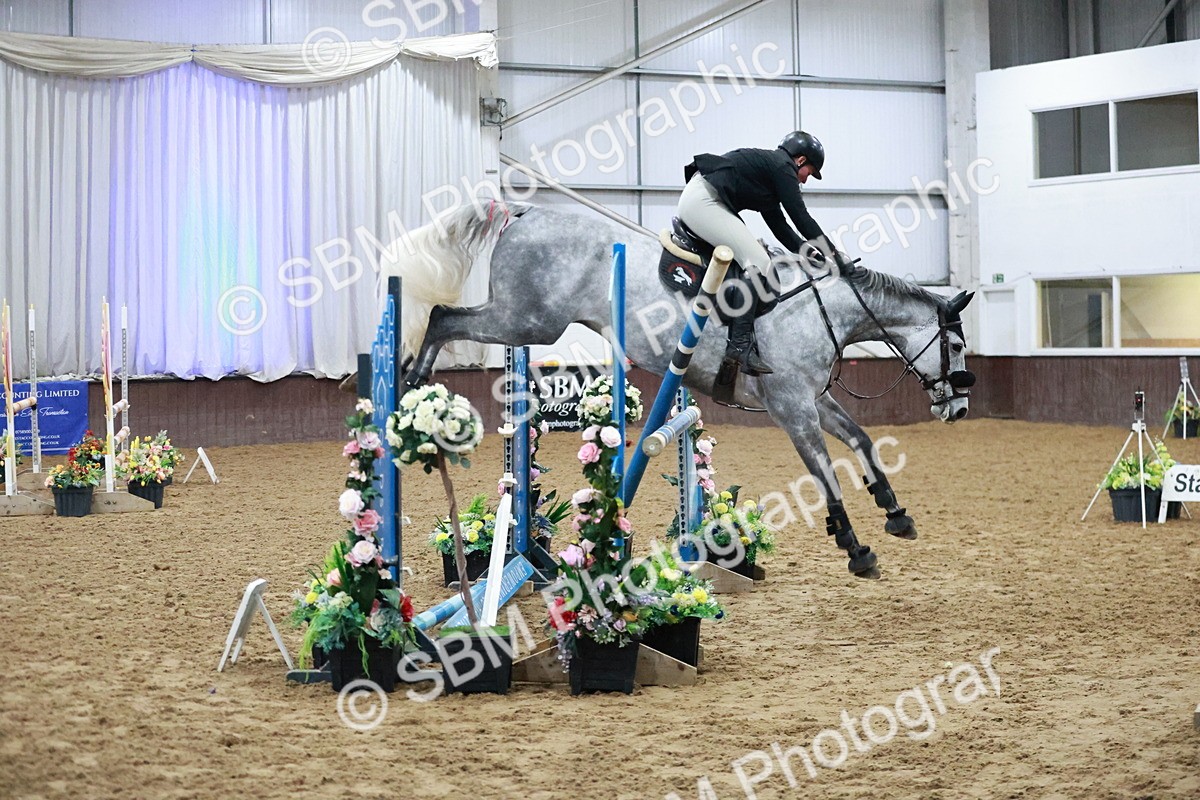 SBM_004648 - Class 17 - Senior Newcomers - 1.10m