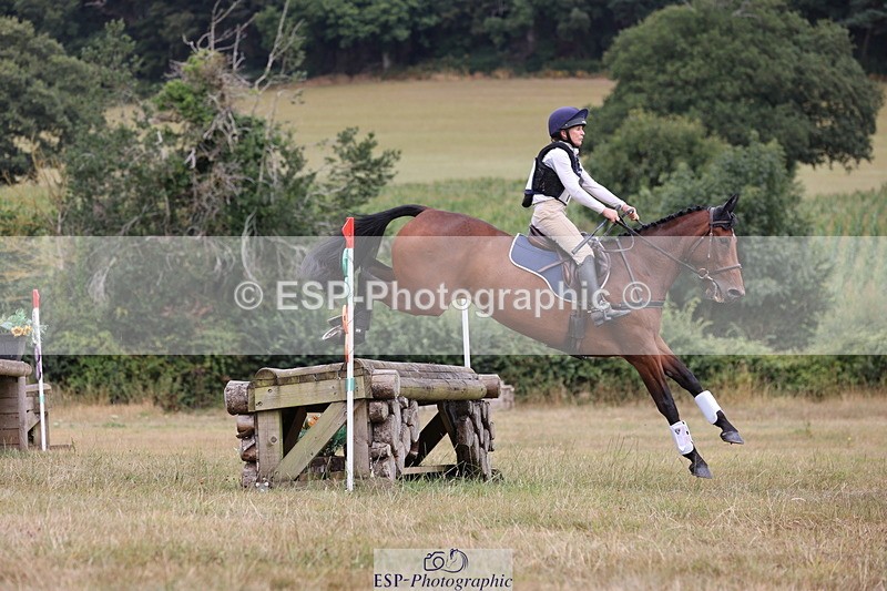 250802A-110941-01675 - A-013-Fiona.Jones-ABBY.VD.BERGHOEVE.Z