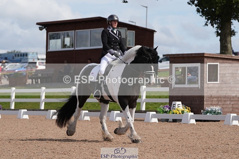 250906-122849-02193 - 014-Katrina.EllisSilverstor.IV