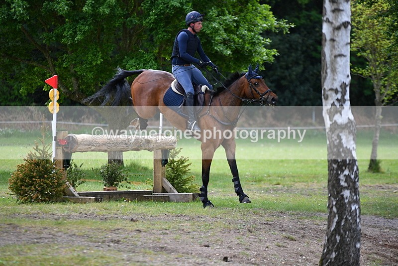 WJ5_5107 - Time 12:04 to 13:05