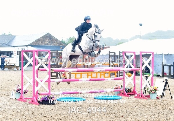 JAC_4944 - CLASS 16 SUN Senior Newcomers/ 1.10m Open