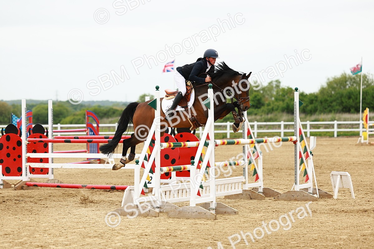 SBM_001050 - Class 5 - Senior Foxhunters - 1.20m