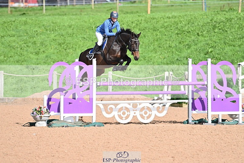 231014A-124748-04670 - Cls 19 1.15m Members Cup